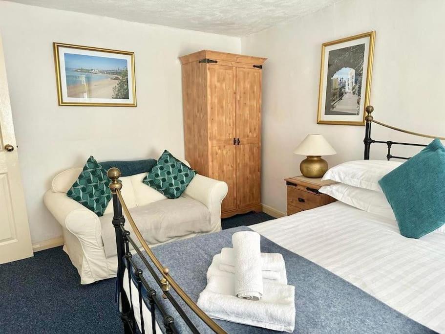 Ship Cottage Tenby Beach 50M エクステリア 写真